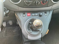 2017 peugeot partner 7 lichte vracht - afbeelding 25 van  45