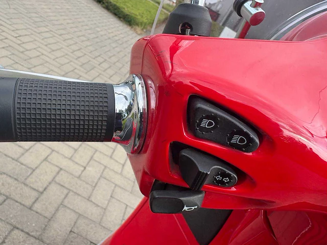 2017 piaggio vespa gts - afbeelding 3 van  18