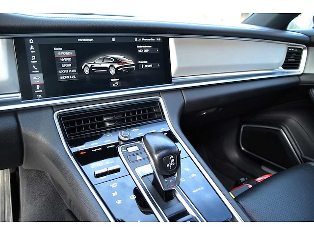 2017 porsche panamera 4 e-hybrid - afbeelding 18 van  18