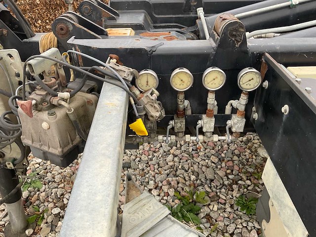 2017 pronar t386 - containerhaaksysteem - afbeelding 22 van  33