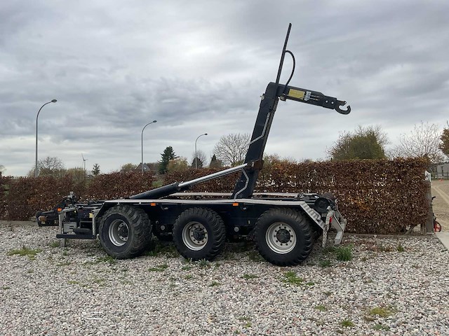 2017 pronar t386 - containerhaaksysteem - afbeelding 29 van  33