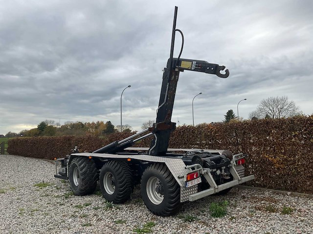 2017 pronar t386 - containerhaaksysteem - afbeelding 31 van  33