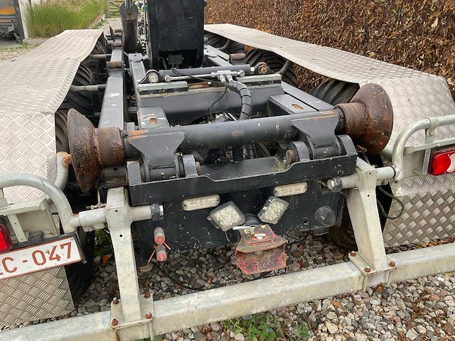 2017 pronar t386 - containerhaaksysteem - afbeelding 24 van  33