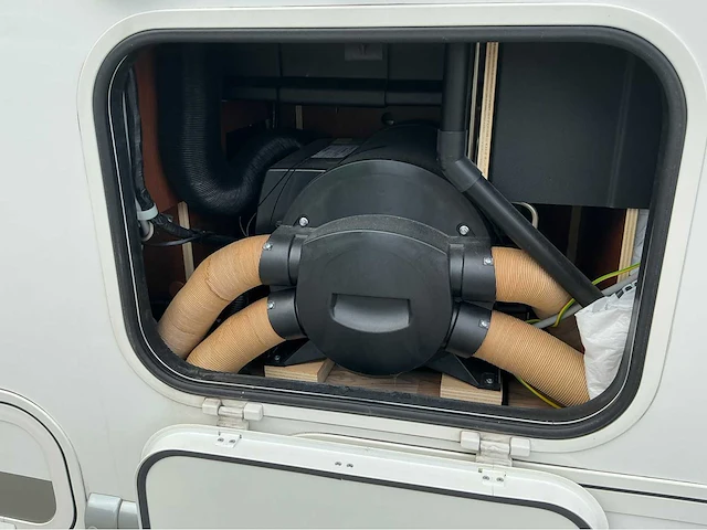 2017 rapido 9090df kampeerwagen - afbeelding 61 van  82