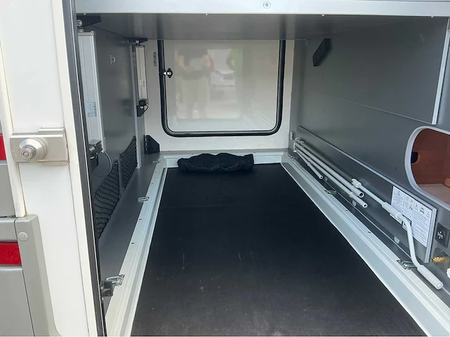 2017 rapido 9090df kampeerwagen - afbeelding 62 van  82
