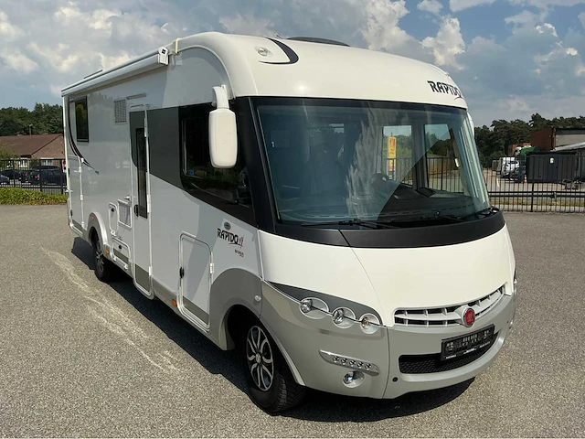 2017 rapido 9090df kampeerwagen - afbeelding 82 van  82