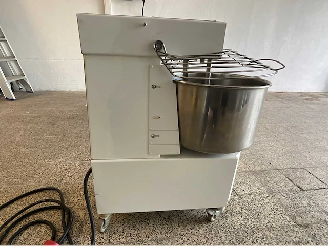 2017 resto italia sk 30 2v deegkneder - afbeelding 3 van  8