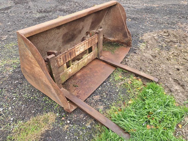 2017 schäffer 8610t telescoopwiellader - afbeelding 6 van  14