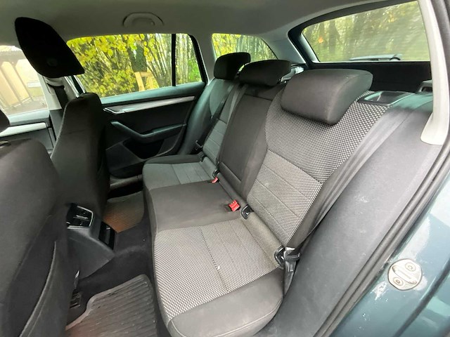2017 skoda octavia auto - afbeelding 16 van  30