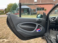 2017 smart fortwo coupé - afbeelding 18 van  30