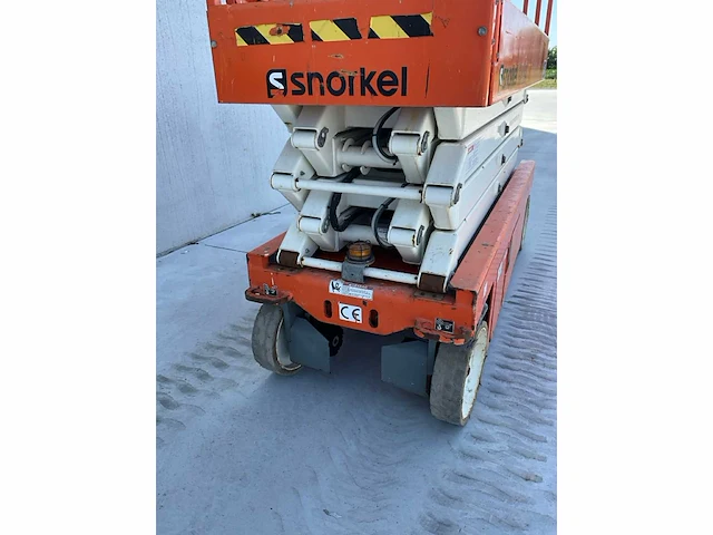 2017 snorkel s3226e schaarhoogwerker - afbeelding 27 van  30