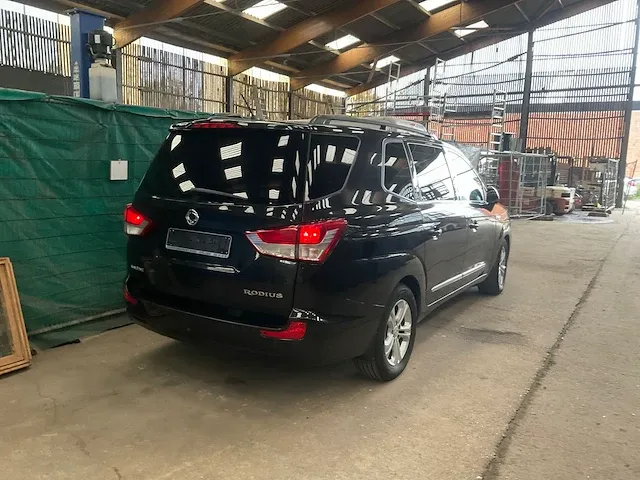 2017 ssangyong rodius lichte vrachtwagen - afbeelding 7 van  13