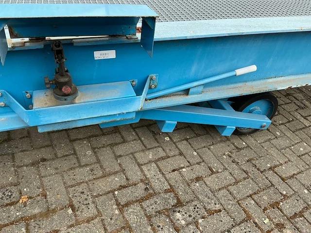 2017 thervan lr br 100 mobiele laadbrug - afbeelding 14 van  15
