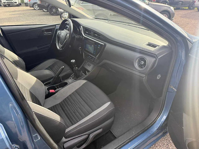 2017 toyota auris - afbeelding 10 van  27