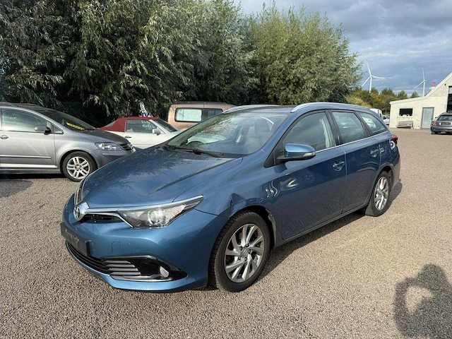2017 toyota auris - afbeelding 1 van  27