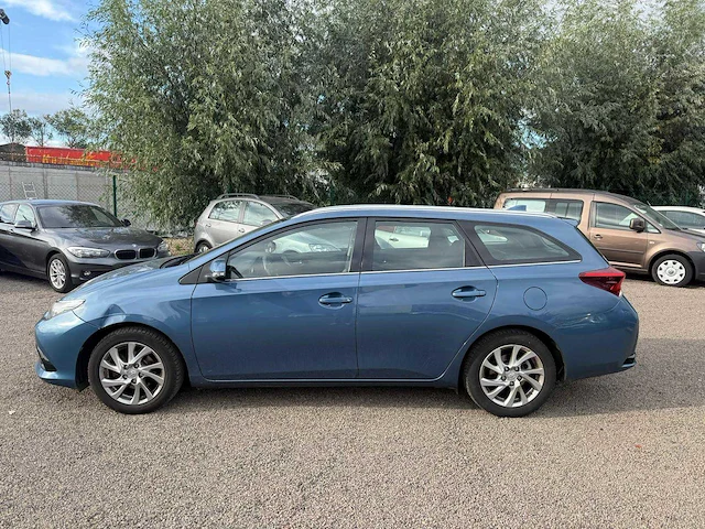 2017 toyota auris - afbeelding 12 van  27