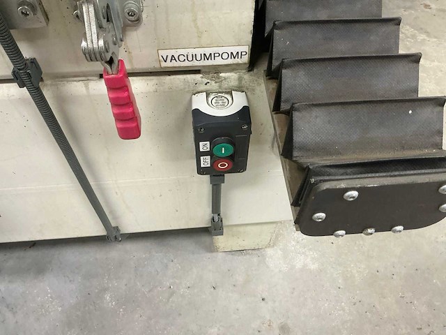 2017 vaskon m3015 cnc freesmachine - afbeelding 21 van  22