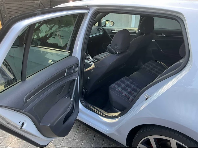 2017 volkswagen golf gti personenauto - afbeelding 13 van  39