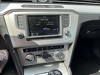 2017 volkswagen passat personenauto - afbeelding 6 van  30