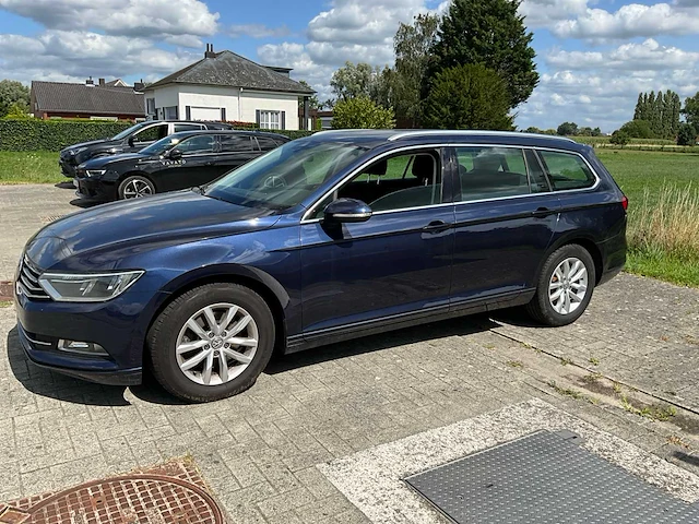 2017 volkswagen passat personenauto - afbeelding 12 van  30