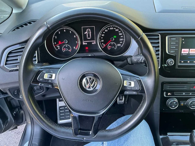 2017 volkswagen sportsvan golf personenauto - afbeelding 18 van  29