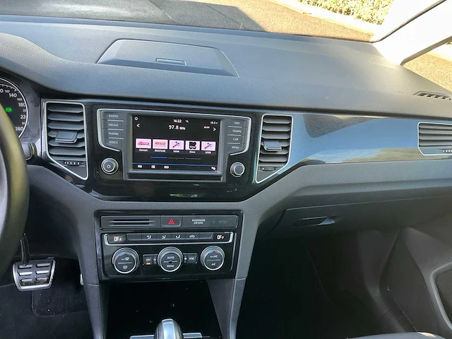 2017 volkswagen sportsvan golf personenauto - afbeelding 20 van  29