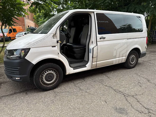 2017 volkswagen transporter kombi - afbeelding 8 van  90