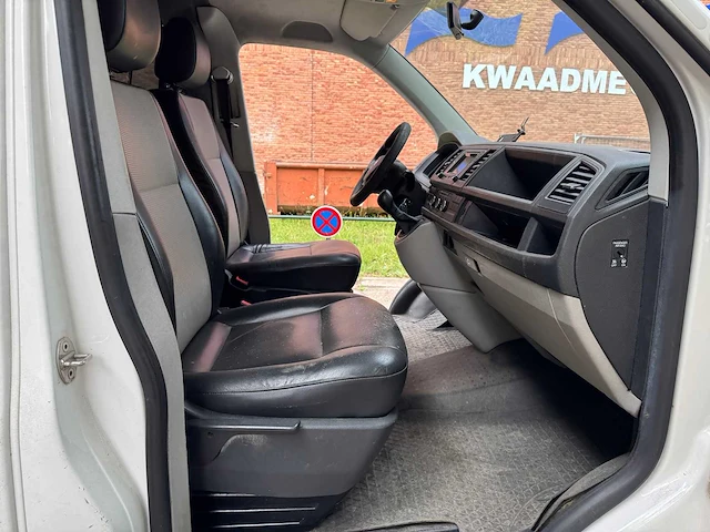 2017 volkswagen transporter kombi - afbeelding 73 van  90