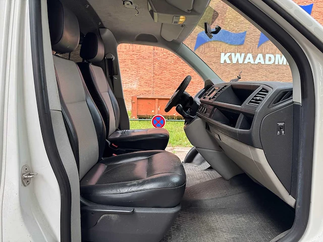 2017 volkswagen transporter kombi - afbeelding 74 van  90