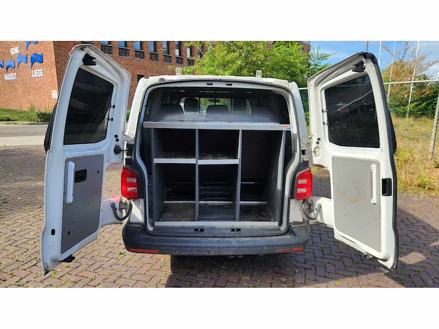 2017 volkswagen transporter kombi - afbeelding 8 van  49
