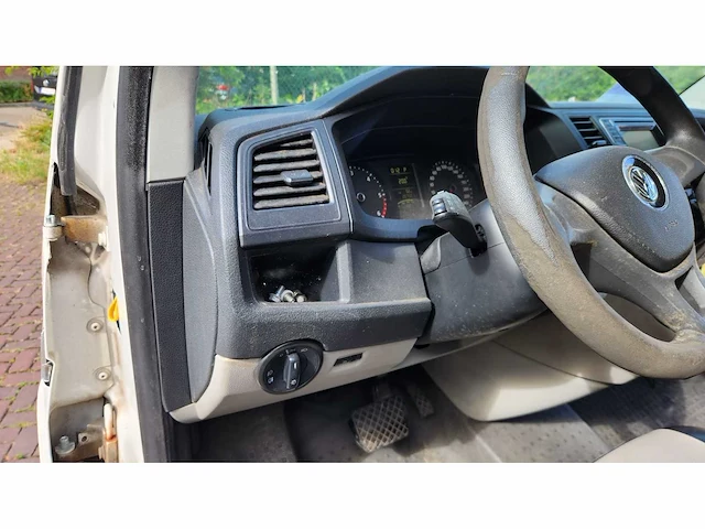 2017 volkswagen transporter kombi - afbeelding 17 van  49