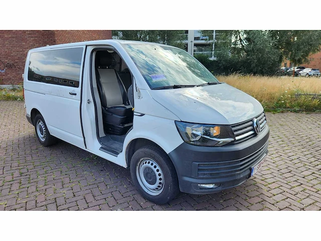2017 volkswagen transporter kombi - afbeelding 43 van  49
