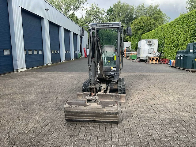 2017 volvo ec18d minigraafmachine - afbeelding 12 van  24