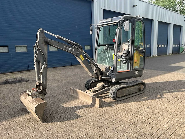 2017 volvo ec18d minigraafmachine - afbeelding 24 van  24