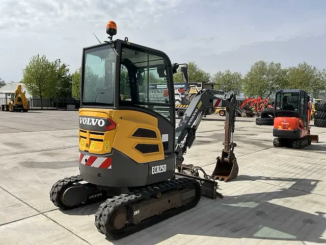 2017 volvo ecr25d midigraafmachine - afbeelding 21 van  25