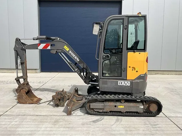 2017 volvo ecr25d midigraafmachine - afbeelding 24 van  25