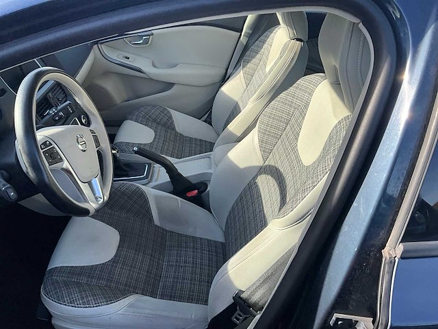 2017 volvo v40 wagen - afbeelding 24 van  39