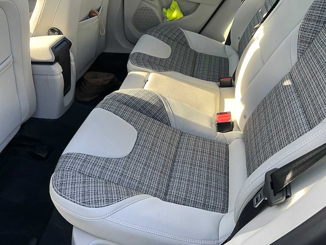 2017 volvo v40 wagen - afbeelding 31 van  39