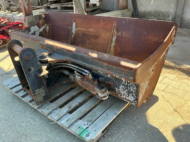 2017 yanmar kantelgraafbak - afbeelding 6 van  12