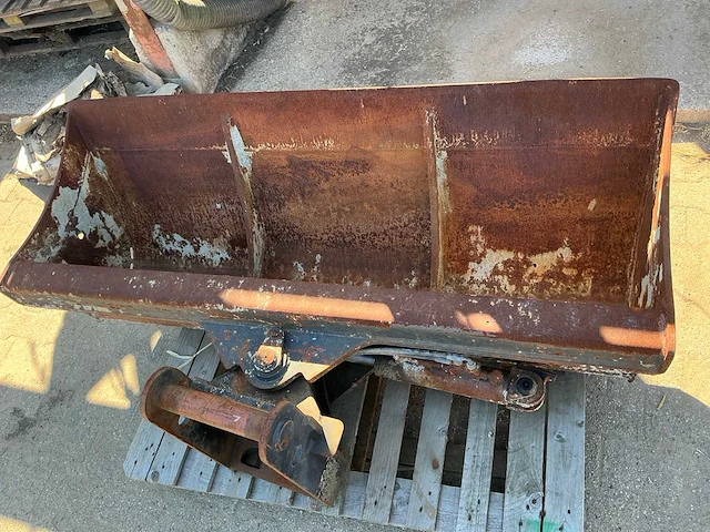 2017 yanmar kantelgraafbak - afbeelding 8 van  12