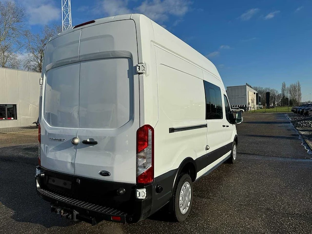 2018 - ford - transit - lichte vrachtwagen - afbeelding 6 van  9