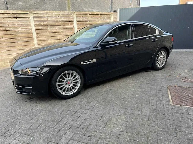 2018 - jaguar xe - ja c 504 - afbeelding 1 van  14