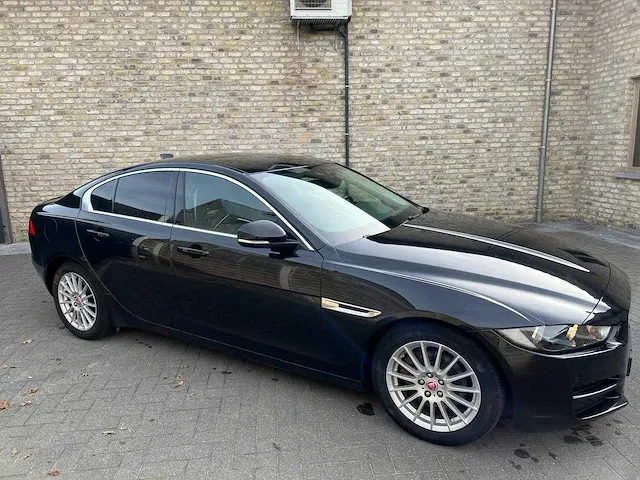 2018 - jaguar xe - ja c 504 - afbeelding 8 van  14