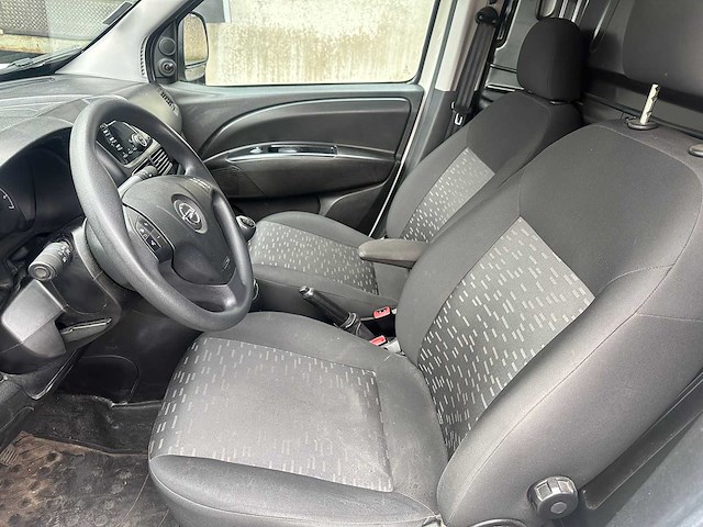 2018 - opel combo van - afbeelding 5 van  15