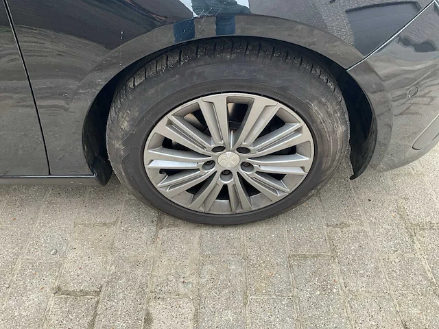 2018 - peugeot 308 - personenauto - afbeelding 6 van  31