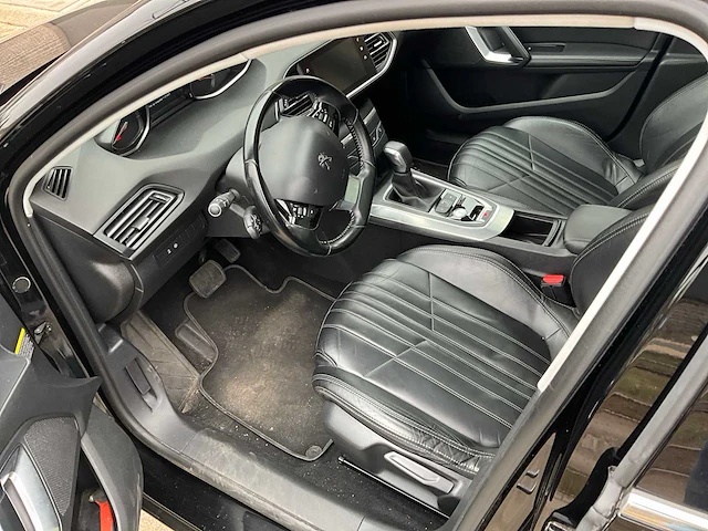 2018 - peugeot 308 - personenauto - afbeelding 9 van  31