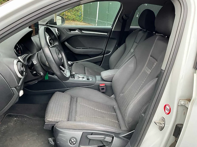 2018 audi a3 limousine personenauto - afbeelding 21 van  48