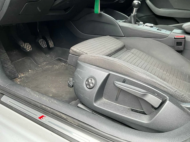 2018 audi a3 limousine personenauto - afbeelding 23 van  48