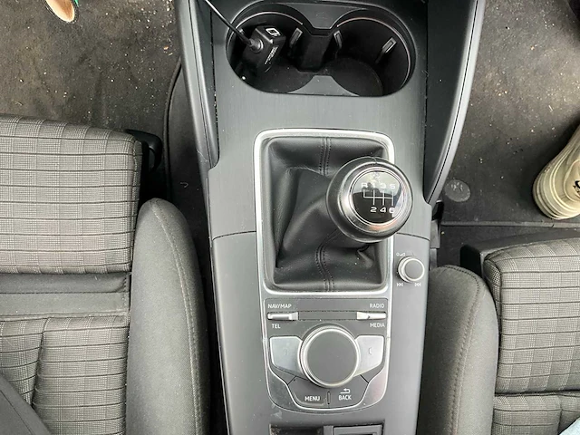 2018 audi a3 limousine personenauto - afbeelding 33 van  48