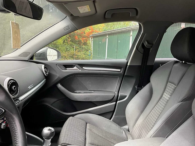 2018 audi a3 limousine personenauto - afbeelding 37 van  48